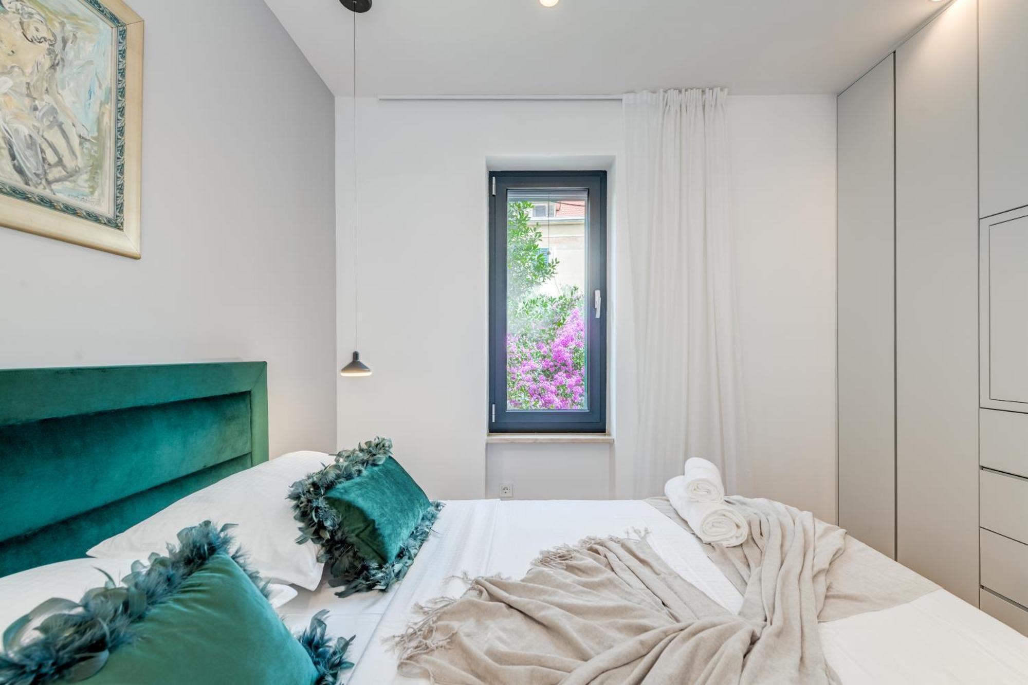 Top Location! Spacious Lux Apartment -5 Min From Beach & Centre Σπλιτ Εξωτερικό φωτογραφία