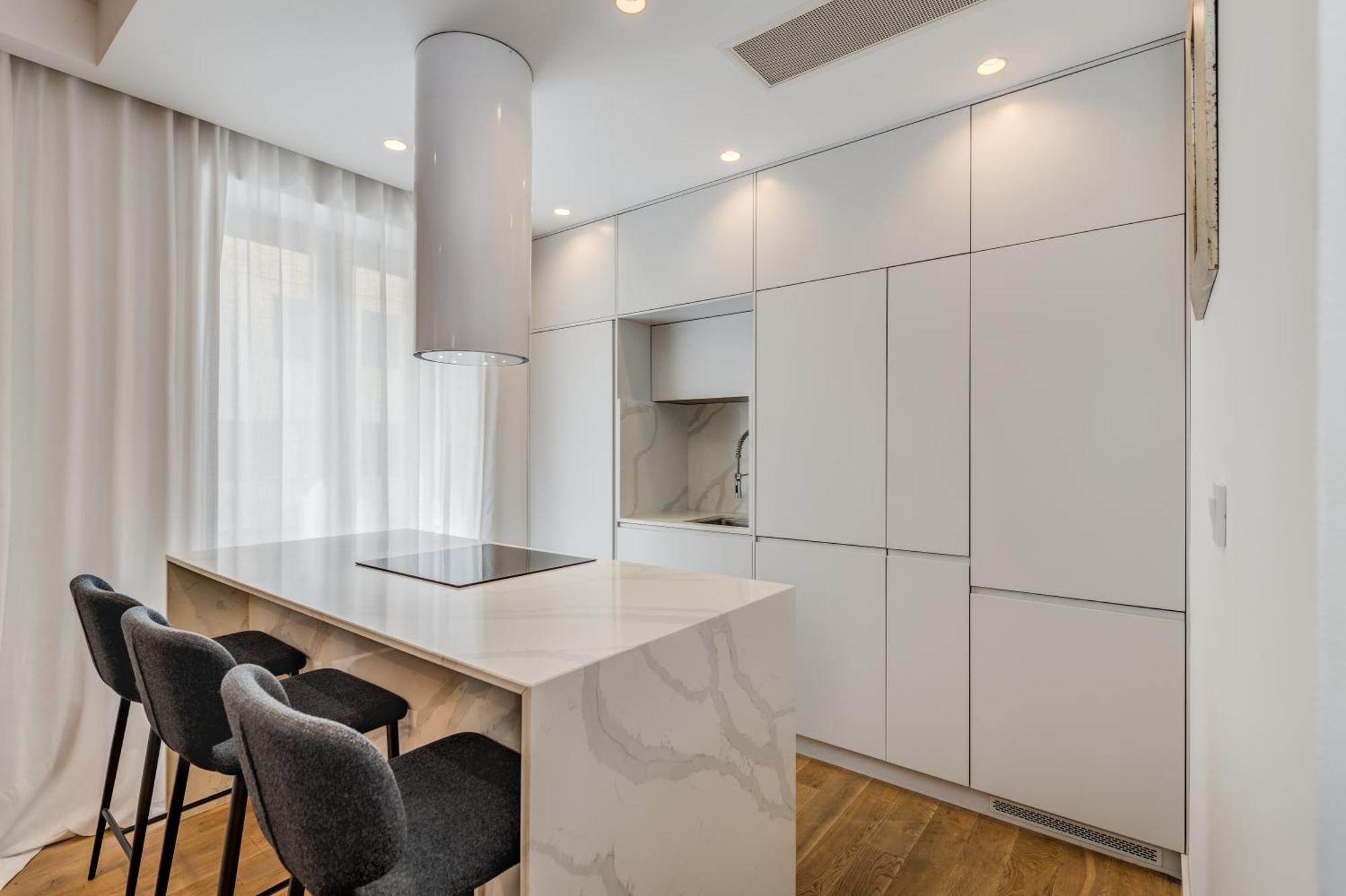 Top Location! Spacious Lux Apartment -5 Min From Beach & Centre Σπλιτ Εξωτερικό φωτογραφία