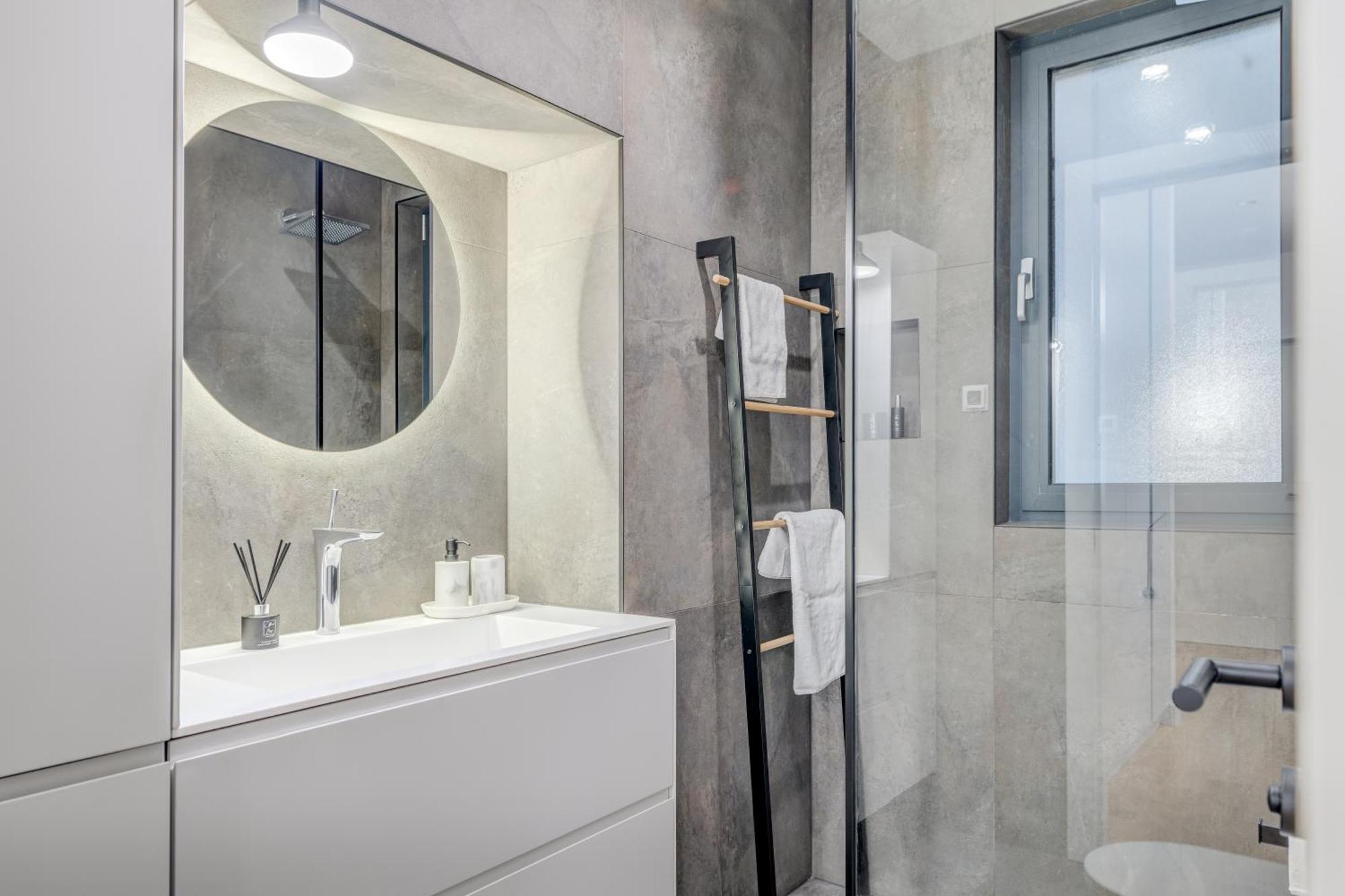 Top Location! Spacious Lux Apartment -5 Min From Beach & Centre Σπλιτ Εξωτερικό φωτογραφία
